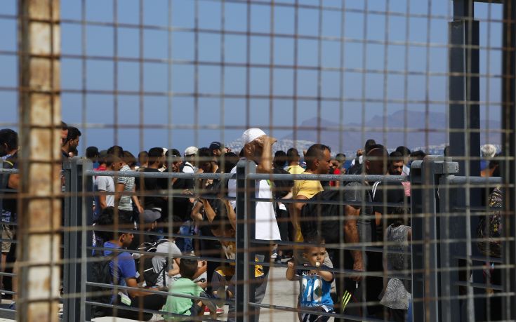 “Επίθεση” Αυγενάκη κατα Μουζάλα για την “διασπορά” μεταναστών στην Κρήτη