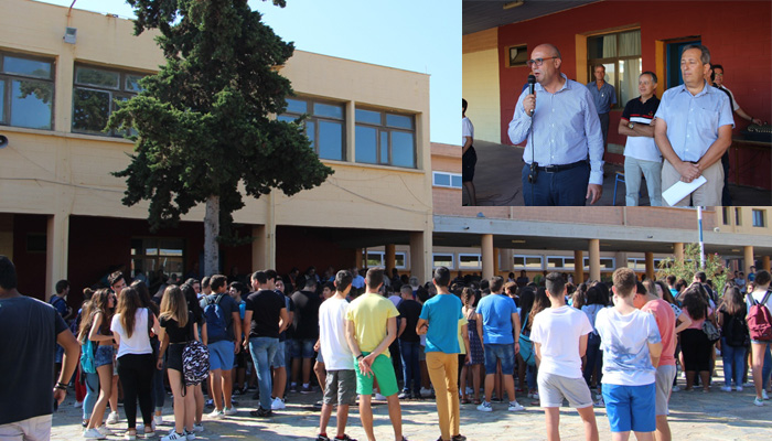 Επισκέψεις Δημάρχου Χανίων  στην τελετή αγιασμού των σχολείων