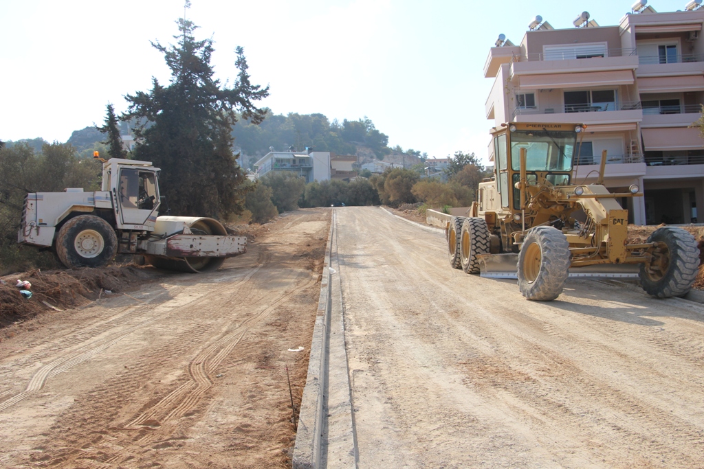 Τα έργα διάνοιξης δρόμων στην περιοχή της Χαλέπας επισκέφθηκε ο δήμαρχος