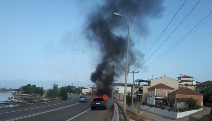 Πυρκαγιά σε αυτοκίνητο που ήταν εν κινήσει στον ΒΟΑ Κρήτης