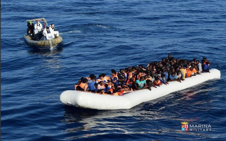 FT: Η Frontex «βλέπει» συνεργασία μεταξύ ΜΚΟ και διακινητών μεταναστών