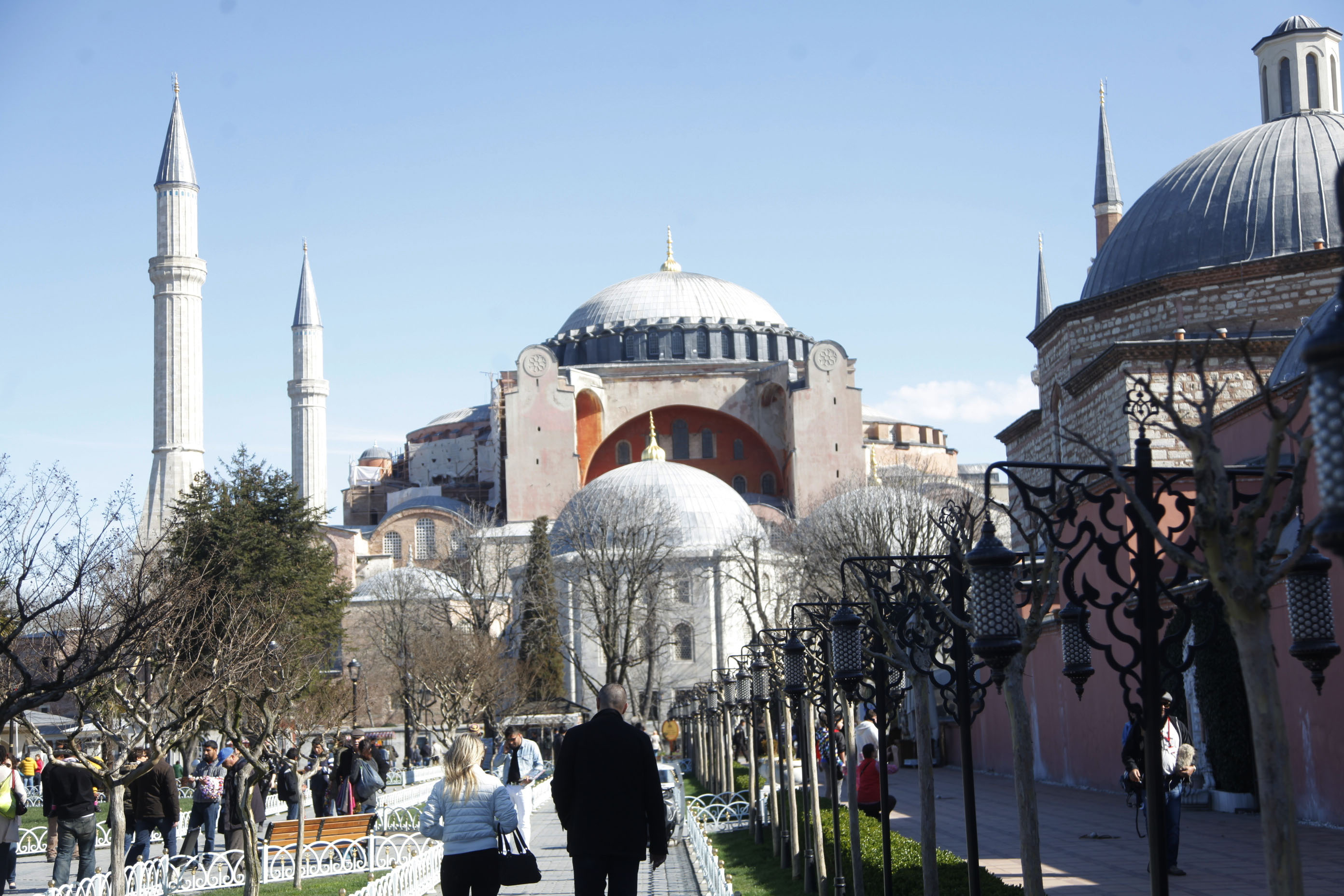 Νέα πρόκληση από την Τουρκία: Διόρισαν μόνιμο ιμάμη στην Αγία Σοφία
