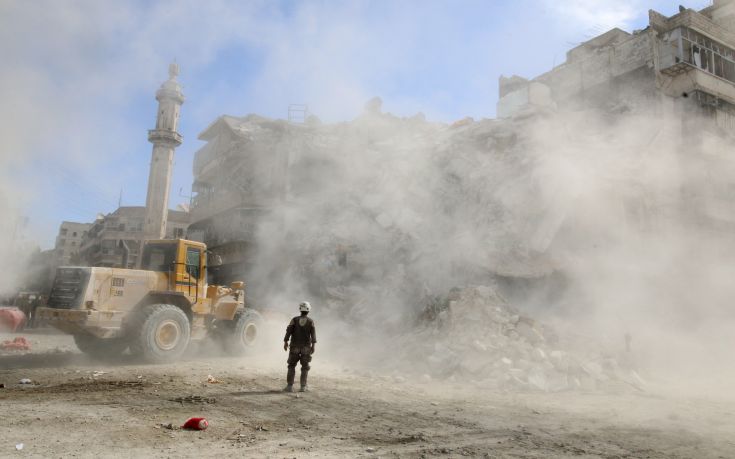 Συγκρούσεις και αεροπορικές επιδρομές χωρίς τέλος στο Χαλέπι