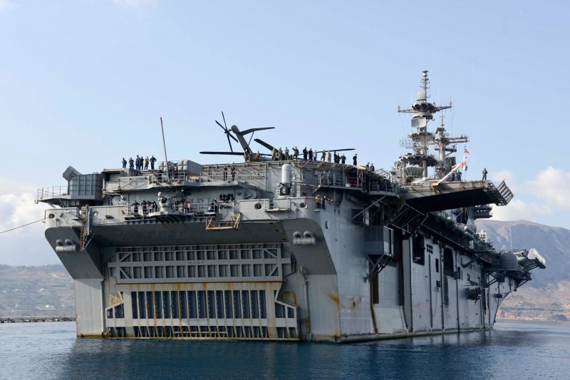 Πολεμικά πλοία ΗΠΑ και Ρωσίας σε επιφυλακή νότια της Κρήτης