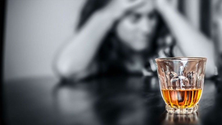Στο νοσοκομείο μια 16χρονη από υπερβολική κατανάλωση αλκοόλ