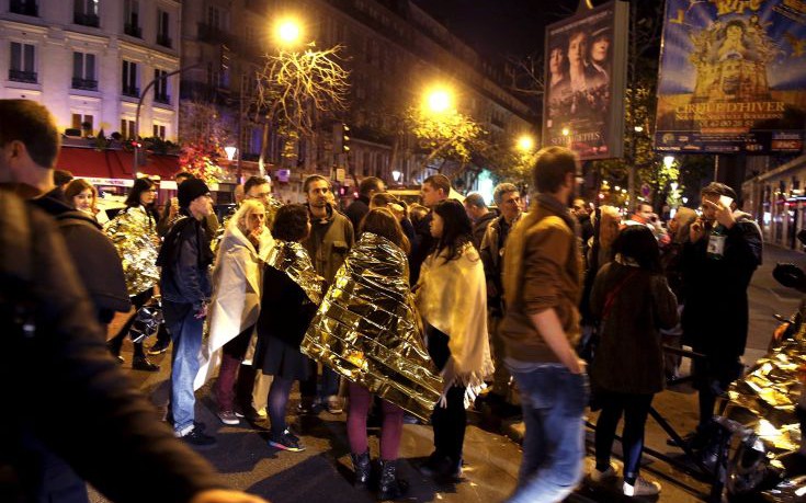 Ένας χρόνος από το μακελειό στο Παρίσι, συναυλία του Στινγκ στο Μπατακλάν