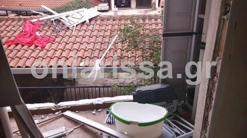 Έκρηξη σε διαμέρισμα στο κέντρο της Λάρισας με έναν τραυματία
