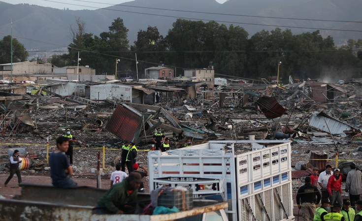 Ισχυρή έκρηξη με δεκάδες νεκρούς σε αγορά πυροτεχνημάτων στο Μεξικό