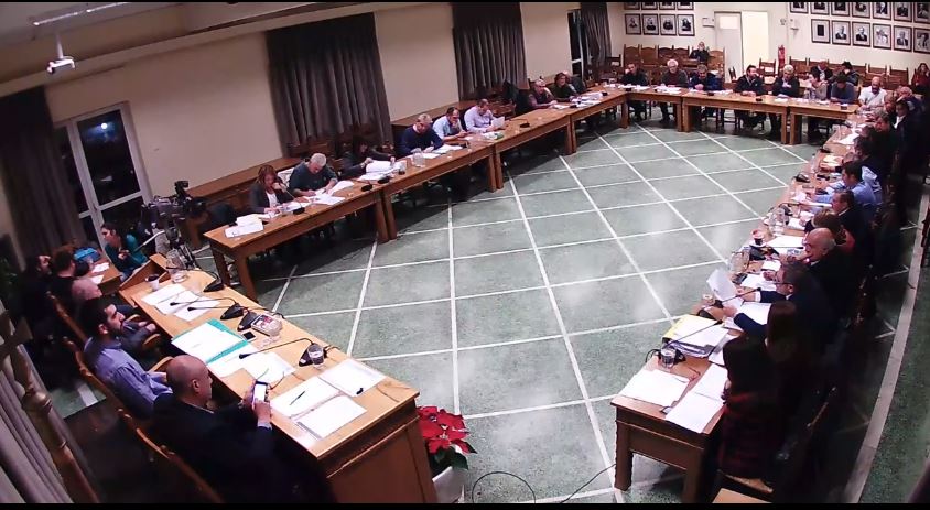 Ψηφίστηκε ο προϋπολογισμός του δήμου Χανίων – Δριμεία κριτική στο Δ.Σ.