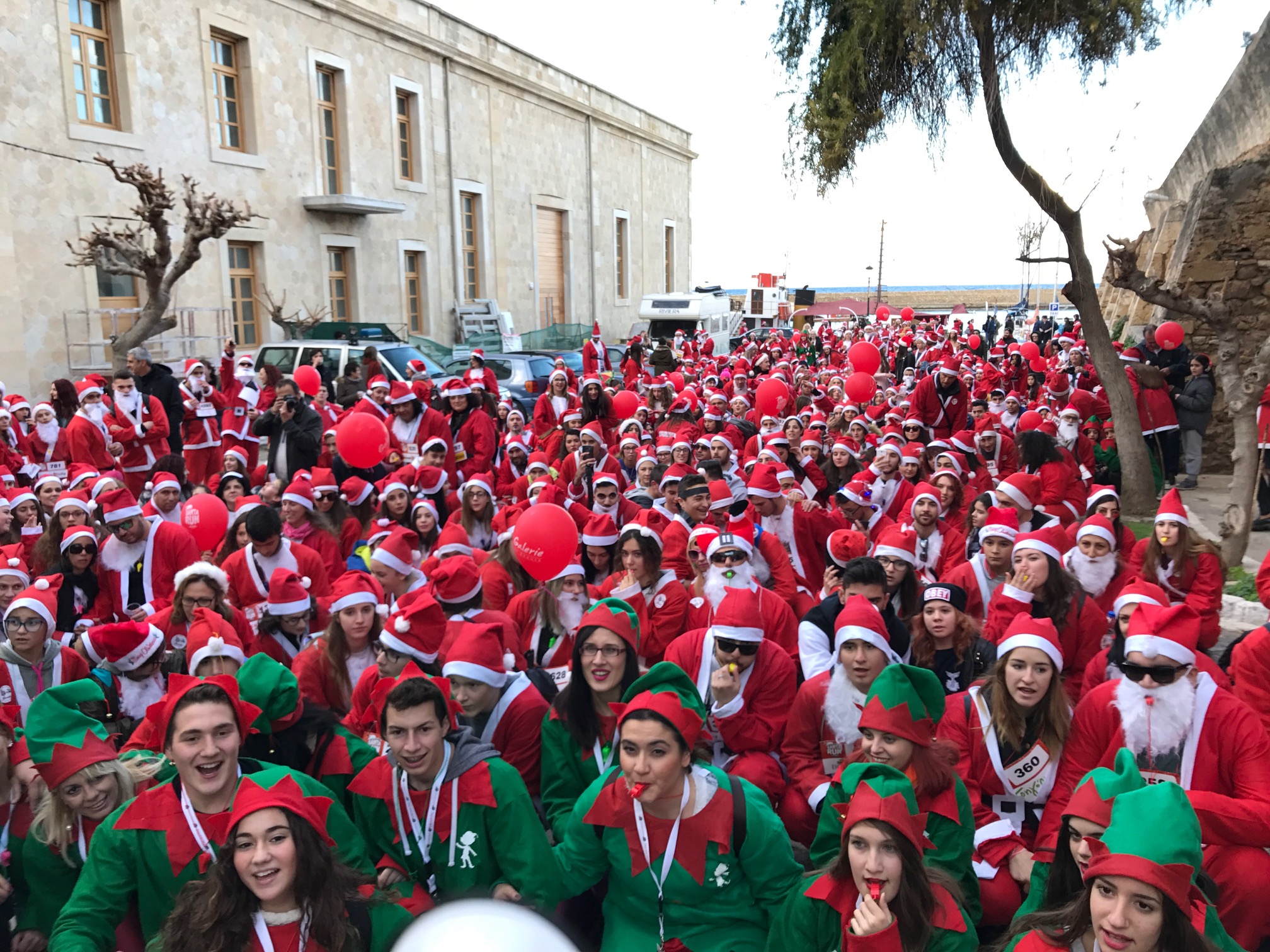 Η παρέλαση των Αη Βασίληδων στα Χανιά ! – Πλούσιο φωτορεπορτάζ και βίντεο