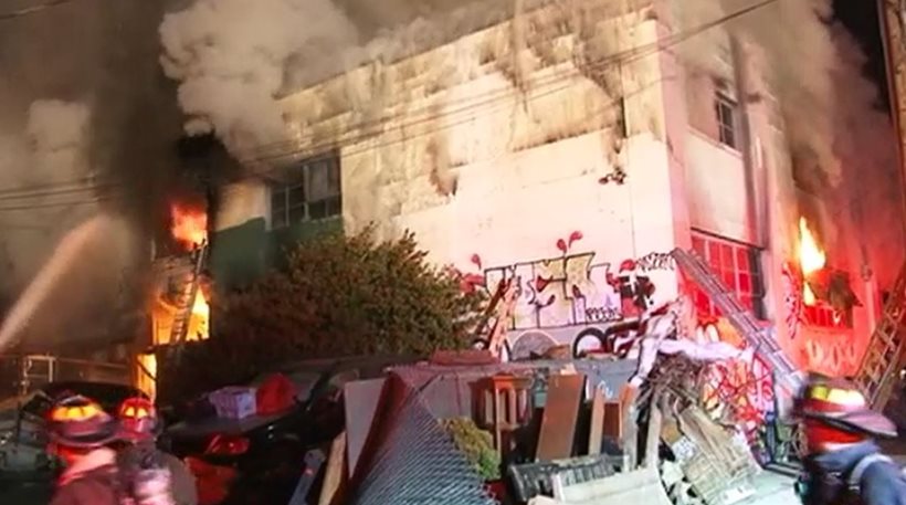 Καλιφόρνια: Τουλάχιστον εννέα νεκροί σε πάρτι έπειτα από πυρκαγιά