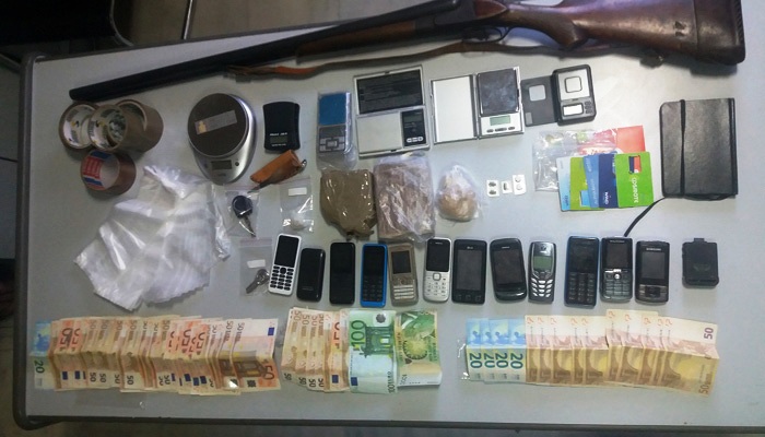 Συμμορία διακινούσε ναρκωτικά απο Αττική σε Κρήτη – Εννέα συλλήψεις (φωτο)