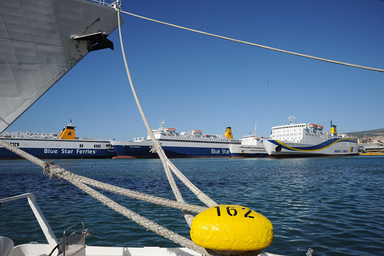Κρήτη: Ζητούν ναύλωση πλοίου για μεταφορά αγροτικών προϊόντων λόγω απεργίας