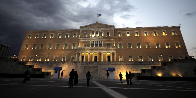 Δημοσκόπηση: Συντριπτικό προβάδισμα για ΝΔ με 30,5% έναντι 15,1% του ΣΥΡΙΖΑ