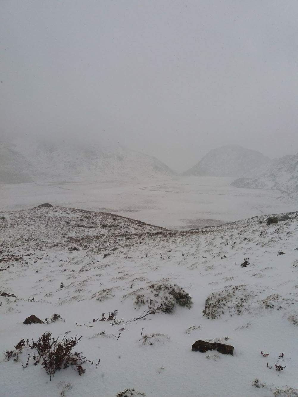 Ο μαγευτικός Καλλικράτης στα Σφακιά μέσα από 28 χιονισμένες φωτογραφίες