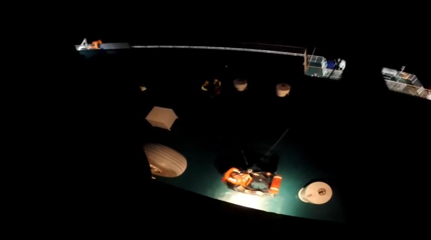 Βίντεο από την αεροδιακομιδή ασθενούς εν πλω στο πλοίο ΕΛΥΡΟΣ για Χανιά
