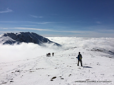 Πεζοπορία στα χιόνια από τον ορειβατικό σύλλογο Αγίου Νικολάου