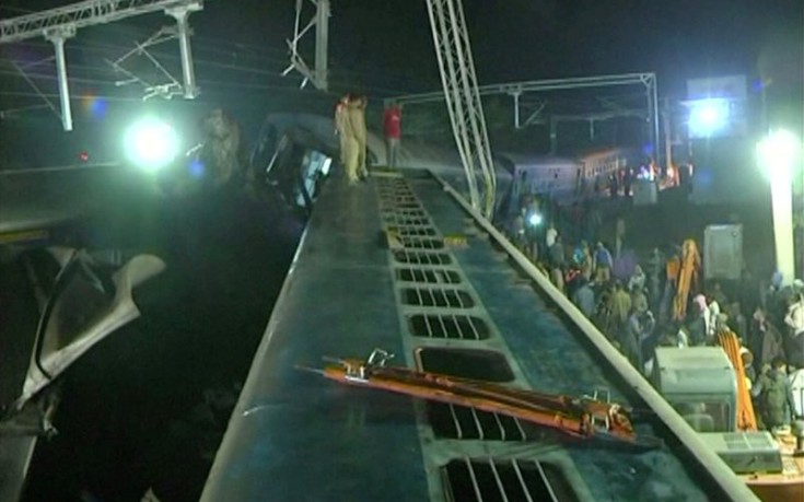 Τουλάχιστον 23 νεκροί από τον εκτροχιασμό τρένου στην Ινδία