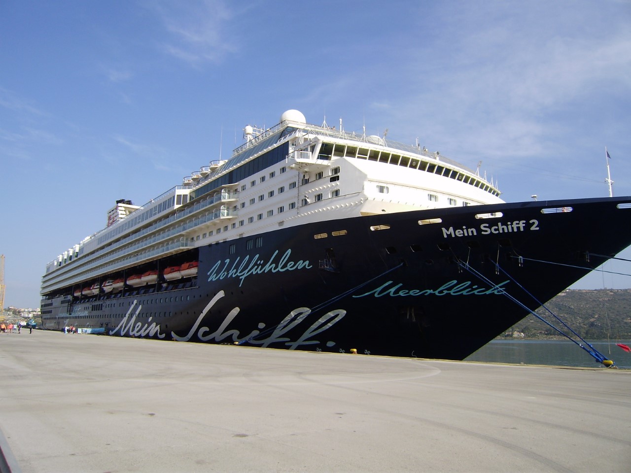 TUI Cruises: Κρουαζιερόπλοια στα Χανιά αντι για Κωνσταντινούπολη