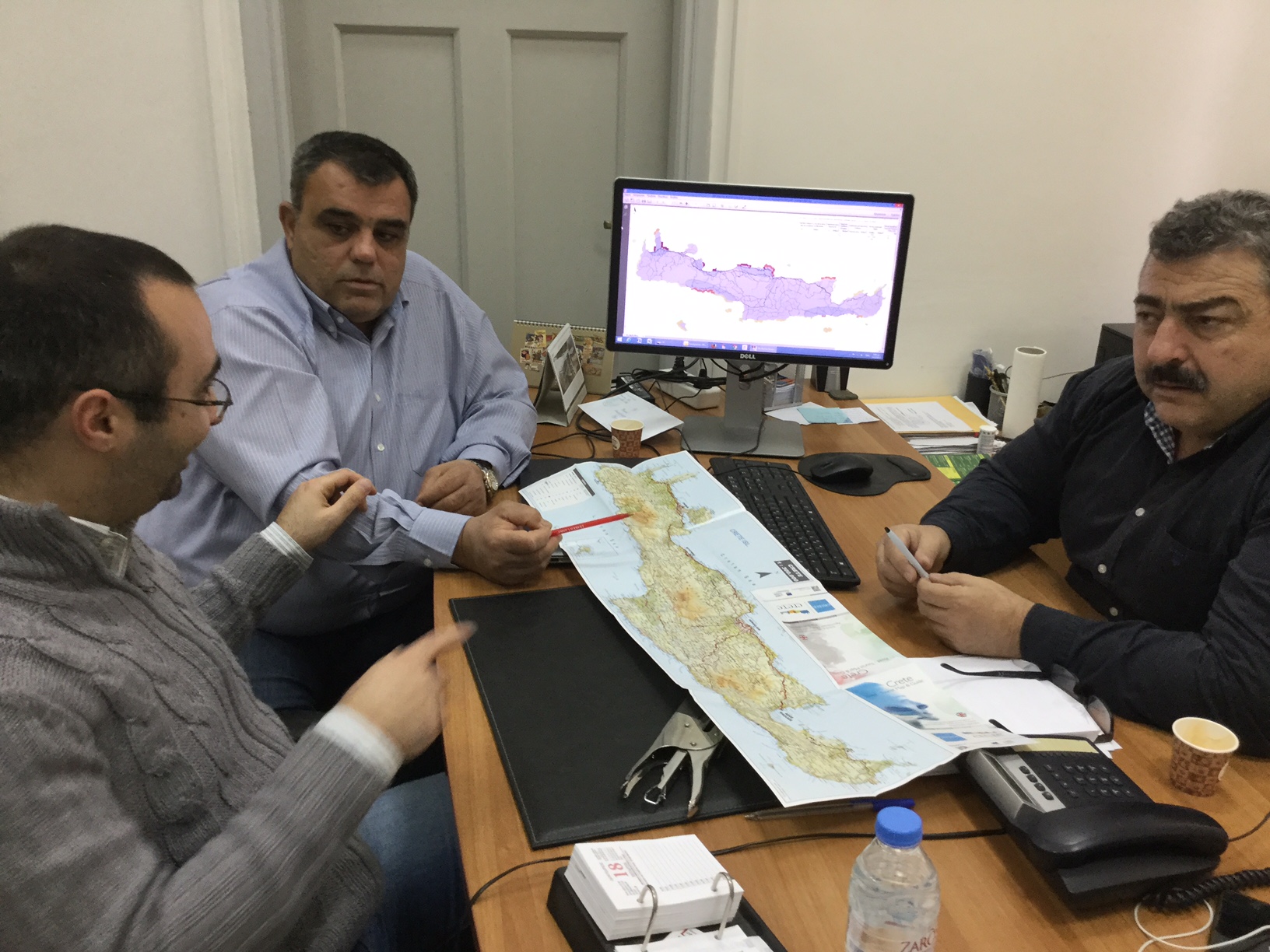 Συνάντηση στη Περιφέρεια για τα καταδυτικά πάρκα στην Κρήτη