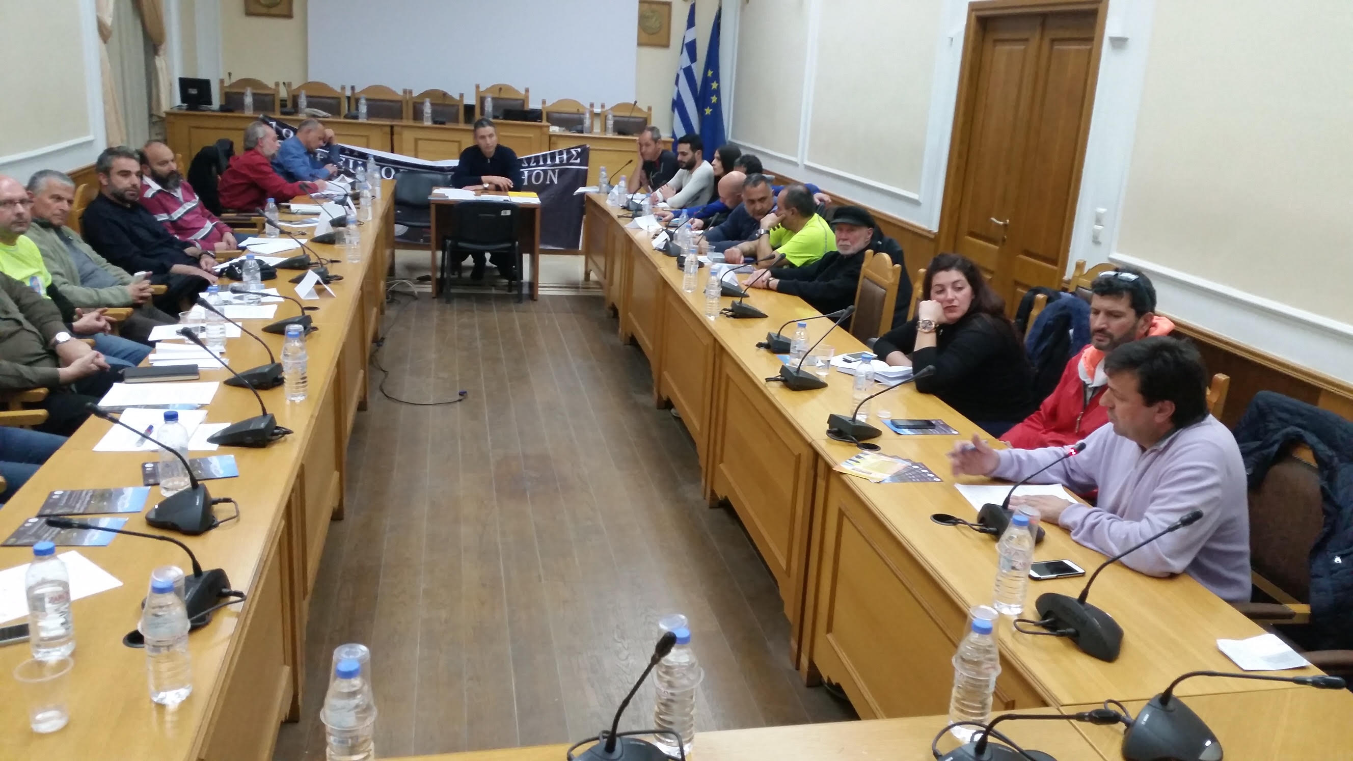 Συνάντηση στη Περιφέρεια για την ανάδειξη της Κρήτης ακόμα ψηλότερα