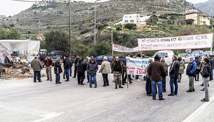 Στην Αθήνα την Τρίτη και οι αγρότες απο το μπλόκο στα Χανιά