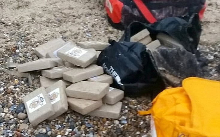 Κοκαΐνη αξίας 59 εκατ. ευρώ «ξεβράστηκε» σε ακτή της Αγγλίας