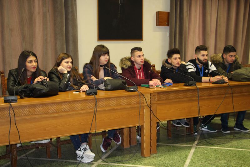 Υποδοχή αντιπροσωπείας μαθητών Λυκείου Αγ.Νεοφύτου Πάφου στον δήμο Χανίων