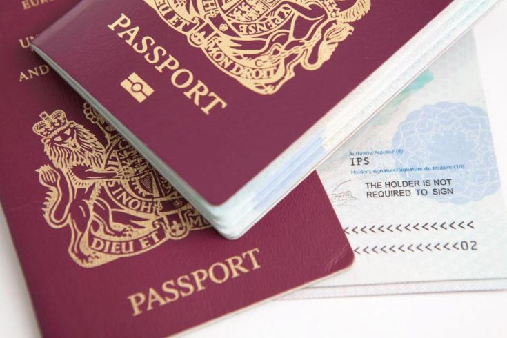 Προσπάθησαν να φύγουν για Ελβετία με πλαστά διαβατήρια