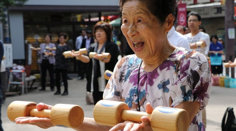 Ιαπωνία: Ηλικιωμένοι οδηγοί που παραδίδουν το δίπλωμά τους κερδίζουν… έκπ