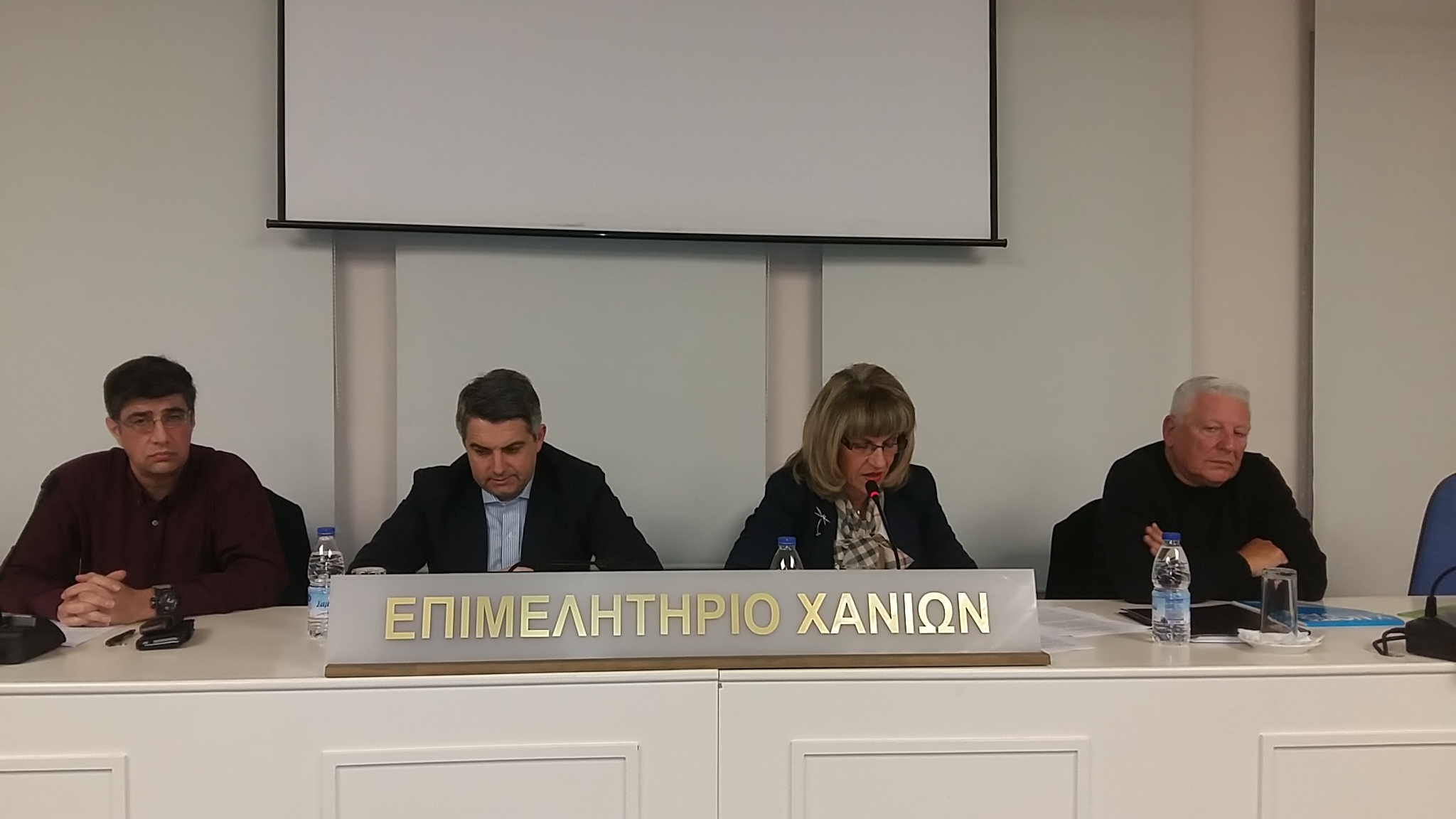 Ο. Κωνσταντινόπουλος:Ψηφίζουν τα πάντα προκειμένου να μείνουν στις καρέκλες