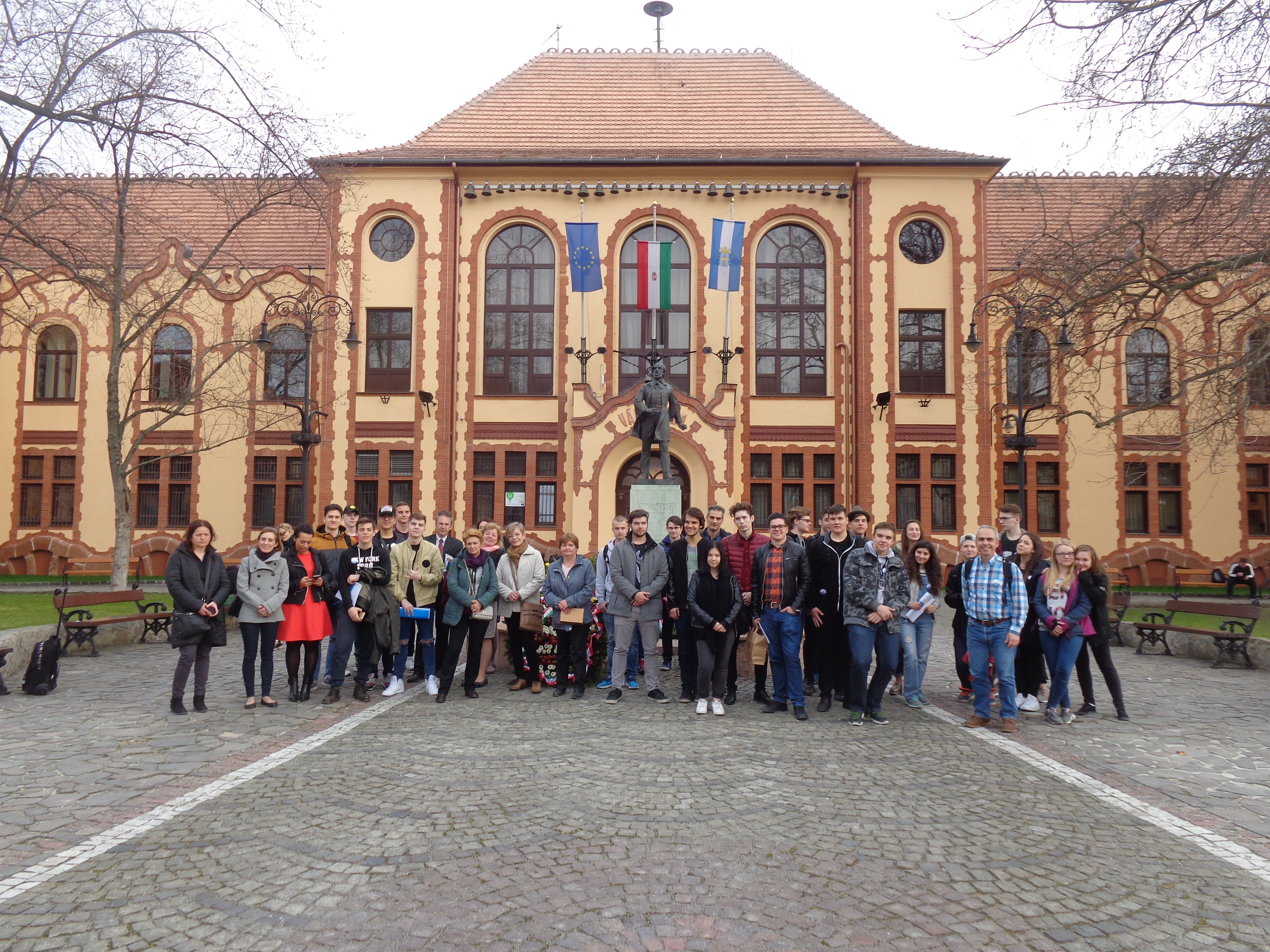 Επίσκεψη μαθητών και καθηγητών Γενικού Λυκείου Αλικιανού στην Ουγγαρία