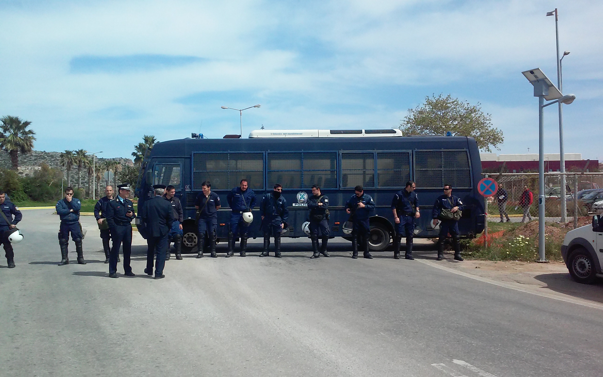 Η ΝΕ Χανίων ΣΥΡΙΖΑ κατα των αστυνομικών μέτρων στο αεροδρόμιο Χανίων