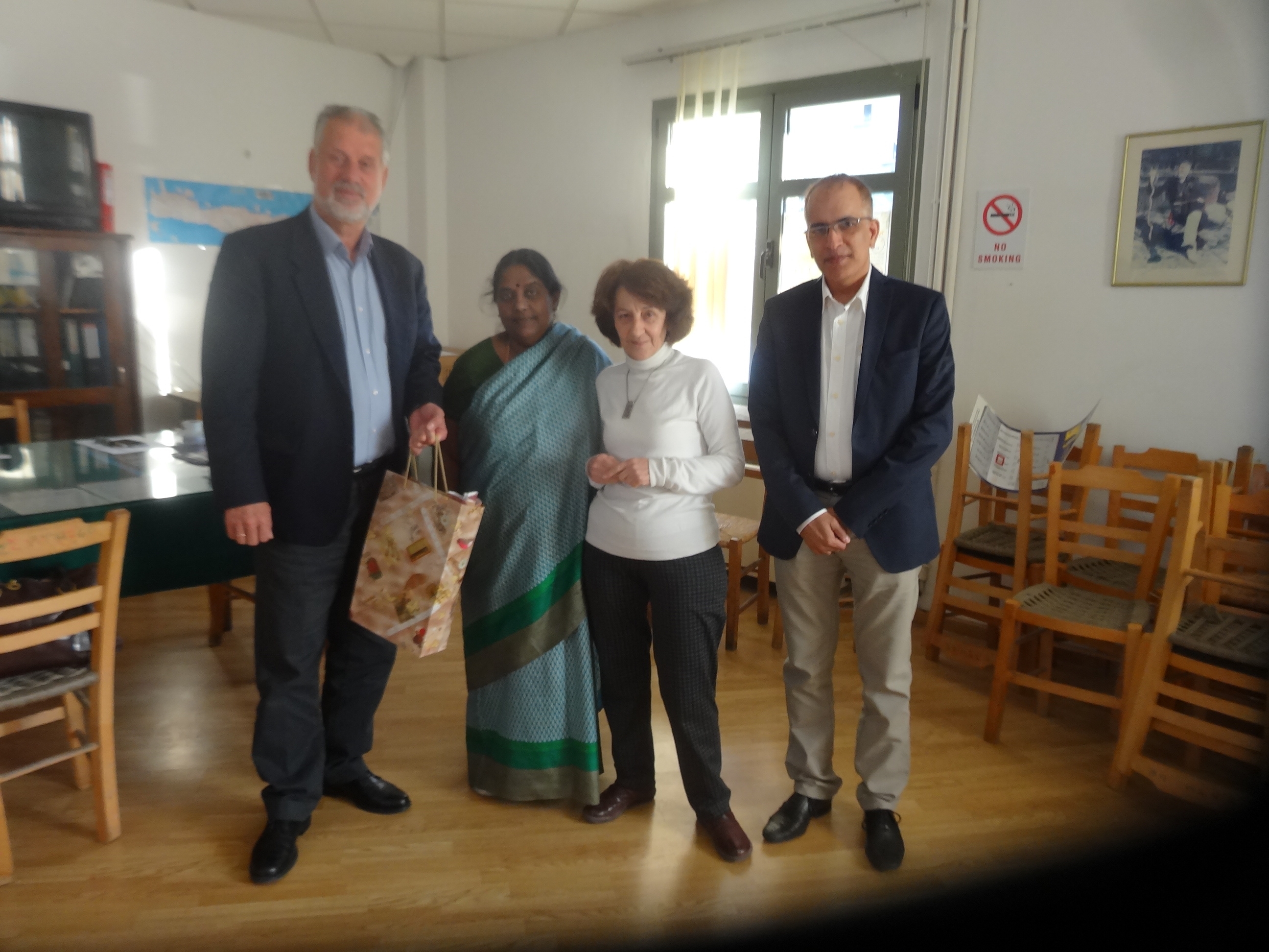 Με τον πρόεδρο του ΟΛΗ συναντήθηκε η Πρέσβειρα της Ινδίας στην Ελλάδα