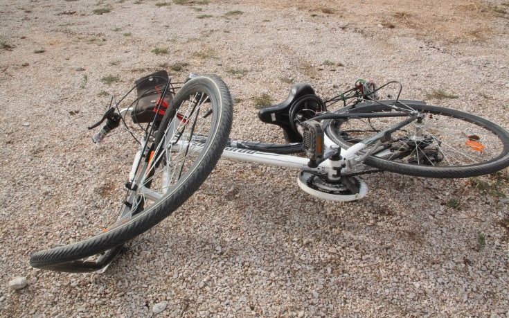 Τροχαίο ατύχημα με ποδηλάτη στη λεωφόρο Σούδας