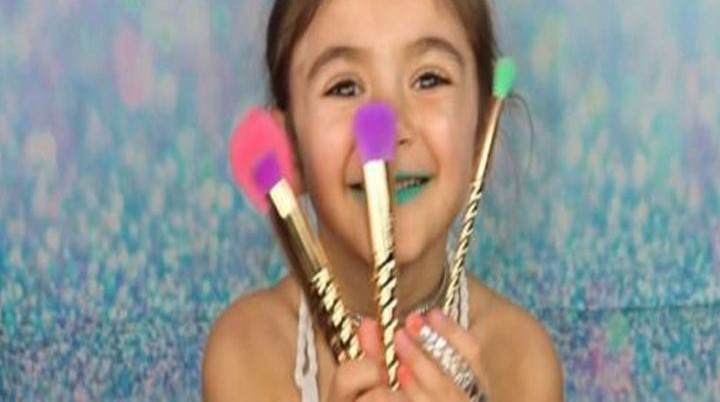 Η beauty blogger Charli Rose είναι μόλις 5 ετών