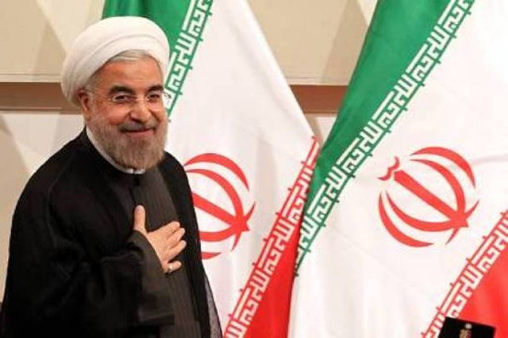 Ιράν:Ο Χασάν Ροχανί επανεξελέγη πρόεδρος με 57%