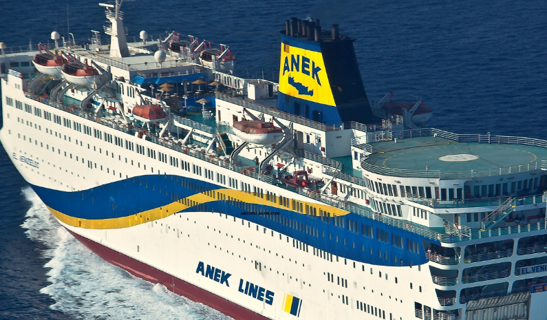Τραυματισμός επιβάτη στο πλοίο της ΑΝΕΚ με προορισμό τα Χανιά