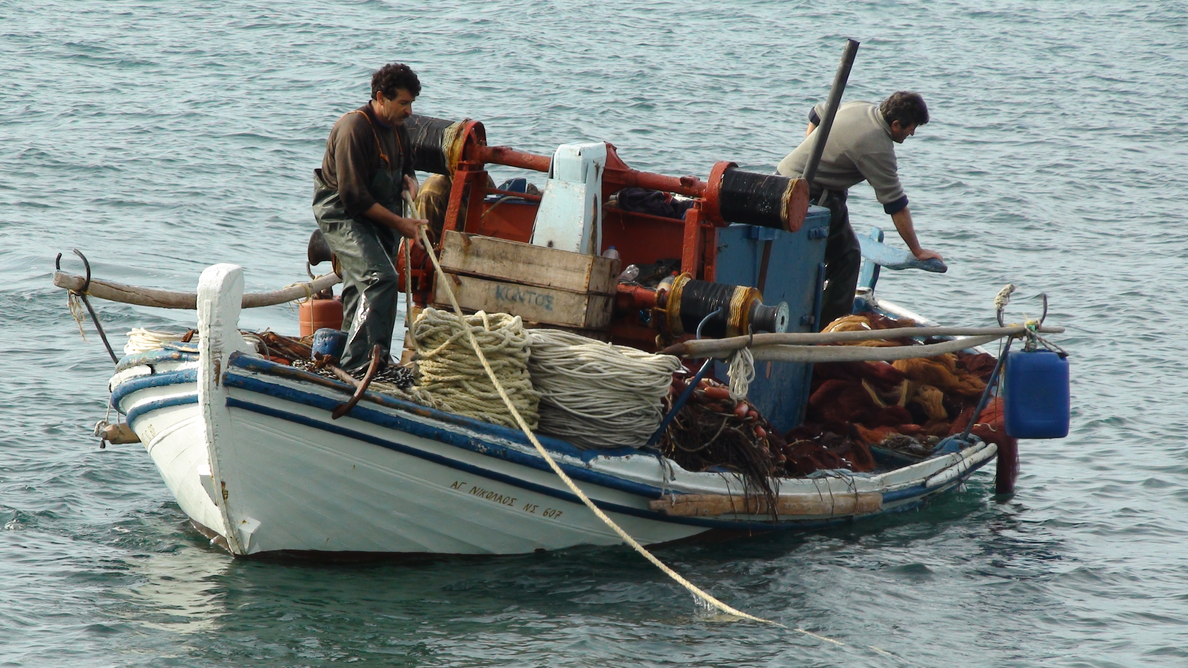 Οι προϋποθέσεις για την ανανέωση αδειών επαγγελματικών αλιευτικών σκαφών
