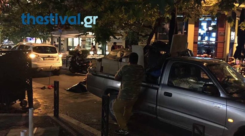 Θεσσαλονίκη: Καταστηματάρχες πληρώνουν Ρομά για να μαζέψουν τα σκουπίδια