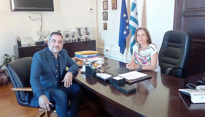Ο Δήμαρχος Οροπεδίου Λασιθίου με την νέα Συντονίστρια Αποκεντρωμένης Δ/σης
