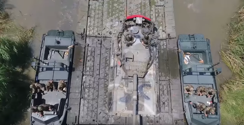 Δείτε το εντυπωσιακό βίντεο από τις ασκήσεις του Στρατού Ξηράς