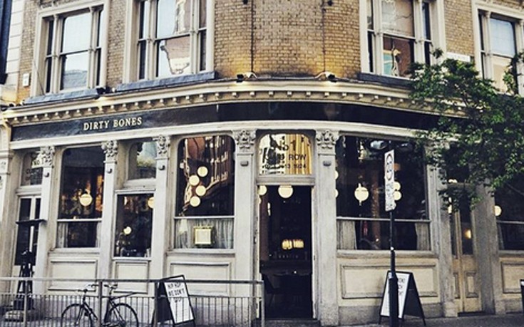 Εστιατόριο στο Λονδίνο προσφέρει μαζί με το γεύμα εξοπλισμό για φωτογραφίες