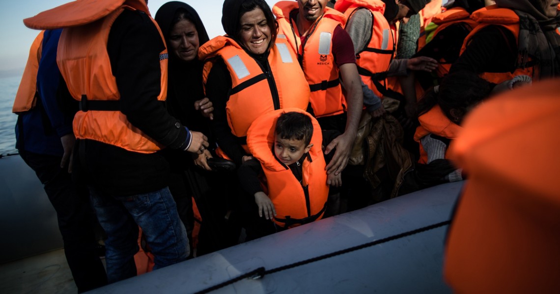 Συναγερμός στη Μεσόγειο: Ακροδεξιοί στήνουν καραούλι στους πρόσφυγες