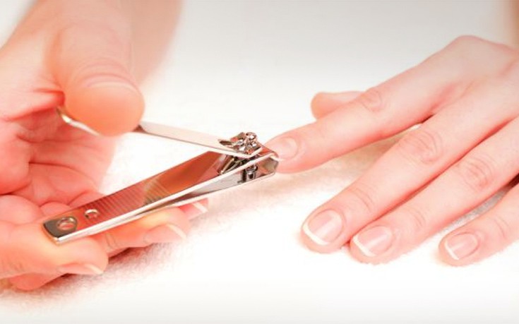 Πώς να κόψετε τα νύχια σας με το σωστό τρόπο