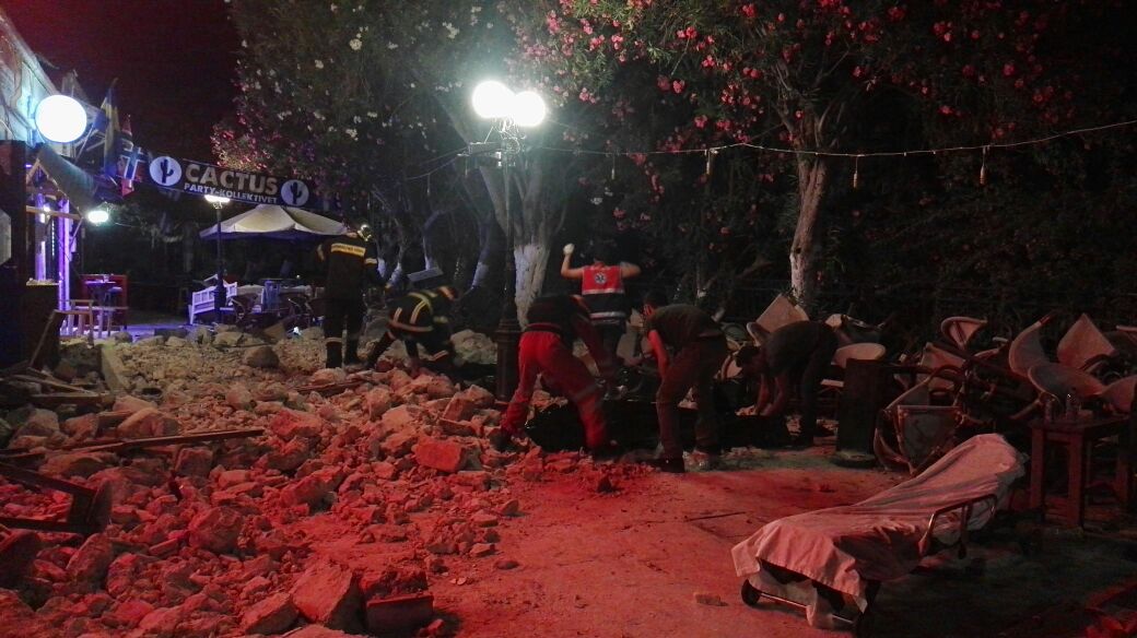 Φονικός σεισμός στην Κω – 2 νεκροί – Στην Κρήτη μεταφέρονται τραυματίες