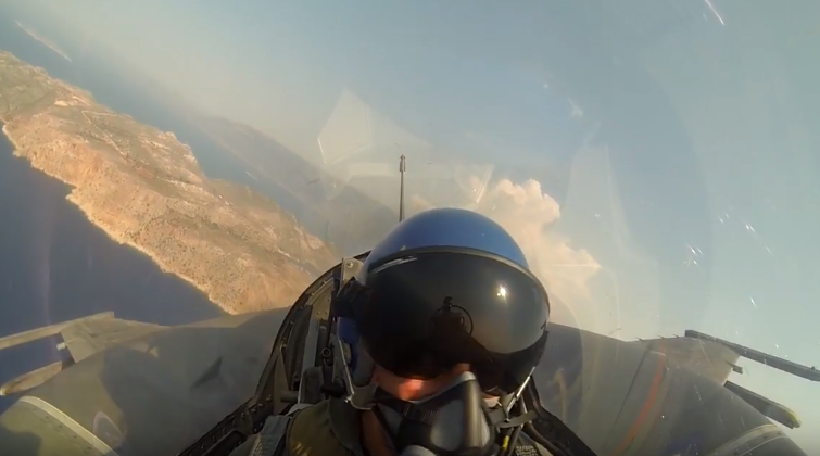 Πτήση-μήνυμα του Αποστολάκη με F16 από την 115ΠΜ στα Χανιά (βίντεο)