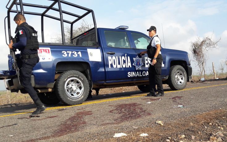 Χάος σε παραλία του Μεξικού, ένοπλοι άνοιξαν πυρ, τρεις νεκροί