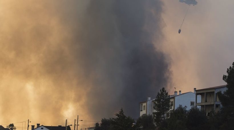 Πορτογαλία – πυρκαγιές: Συνετρίβη ελικόπτερο σκοτώθηκε ο πιλότος