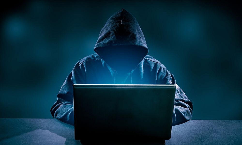Εκστρατεία hacking εναντίον εταιρειών άμυνας και δορυφόρων